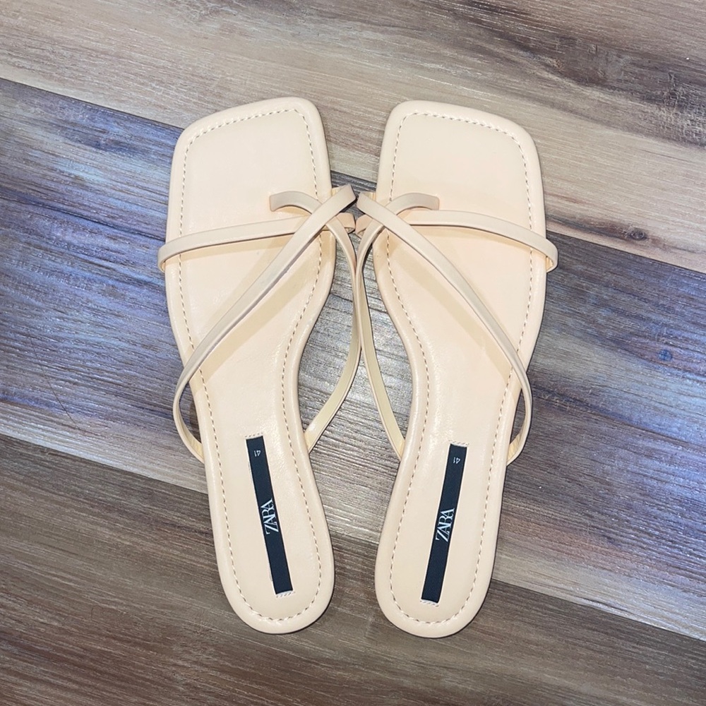 NWOT Zara Sandals